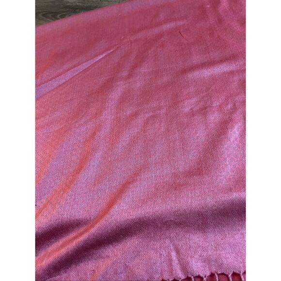 Ipekevi 100%  Silk Scarf Womens - Picture 3 of 4